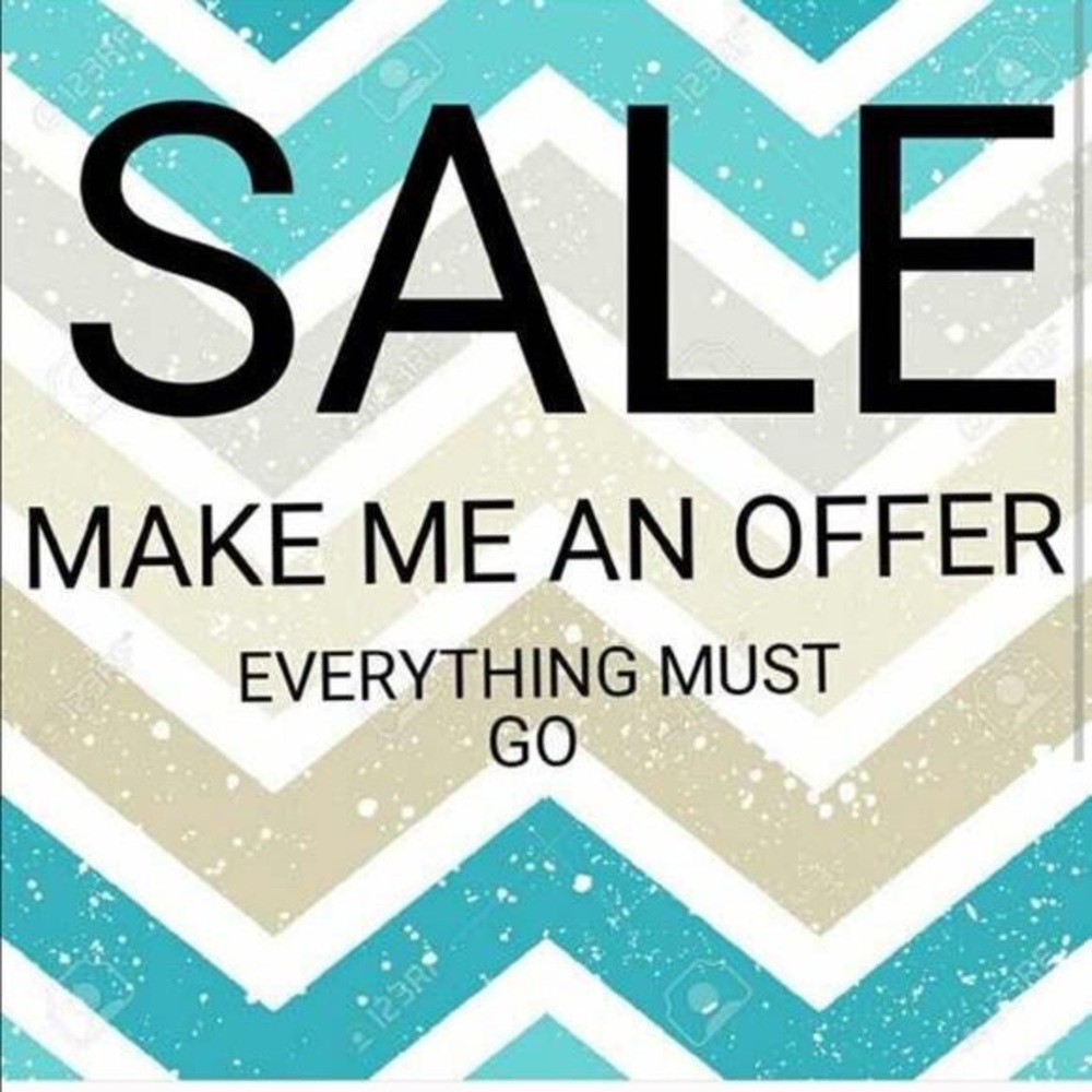 MAKE AN OFFER 🦎